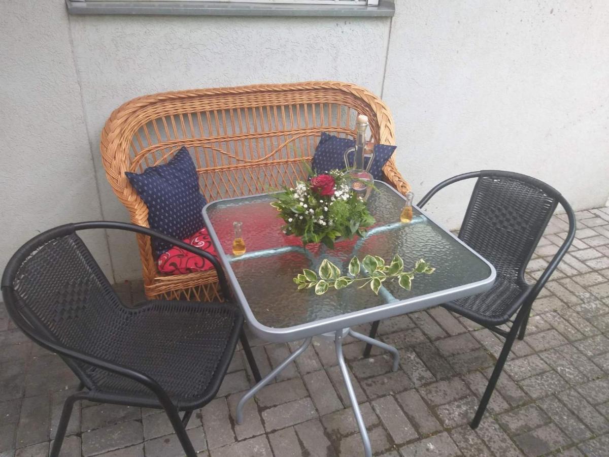 Apartman Nv Apartment Vrnjacka Banja Exterior photo